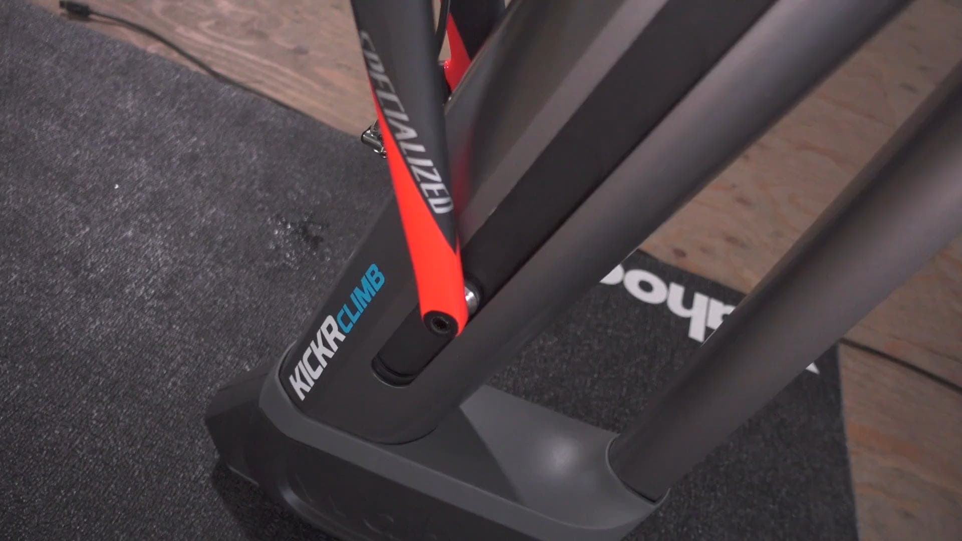 wahoo fitness kickr climb bike trainer